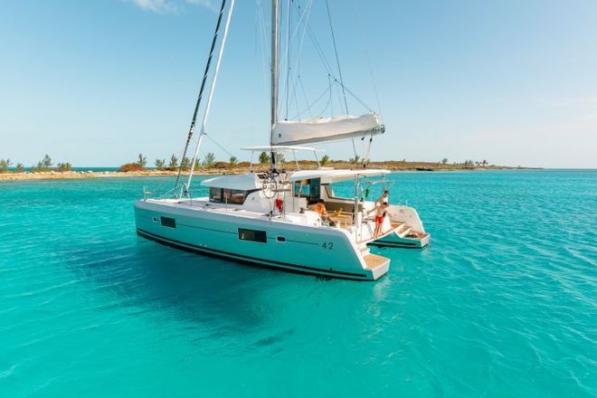 Lagoon 42