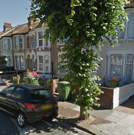 London U.K., Secure residential space near Train Station