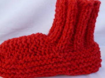 Vente au détail: chausson montant ou pantoufle rouge en laine 