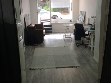Renting out: Work space available in Kallio area