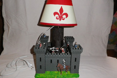 Sale retail: lampe chateau fort