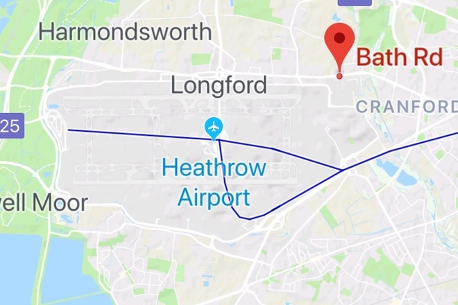 London UK, Daily Parking Near Heathrow Airport & Trains 