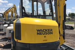 En alquiler: Miniexcavadora Wacker Neuson 38z3, 3.5tons, 3.35 profundidad