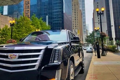 Offering Services: Luxury Suv Cadillac Escalade with private chauffeur in Miami