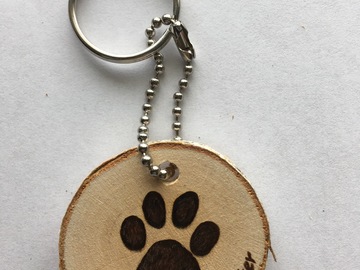 Selling: Paw keychain 