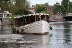 Rent per hour: Canal boat Proost van St Jan - max 40 people
