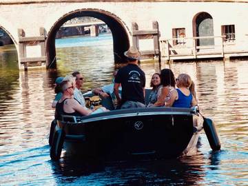 Rent per 1,5 hour: Amsterdam Boat Adventures - max 12 people