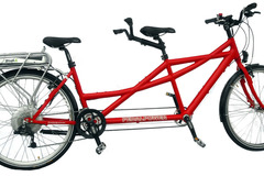 Tandem bicycle rental: Mit der "Lady" durch die Niederlausitz