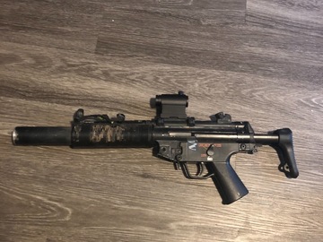 Selling: MP5SD 