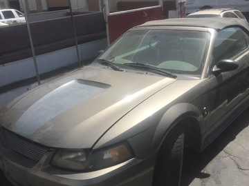 Selling with online payment: 2001 mustang tranny 3.8