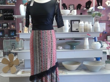 Vente au détail: jupe longue flamenco 