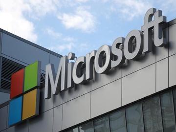 Anuncio: Buy at Microsoft store and get cashback! 