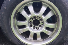Selling with online payment: Set of 18" Rims and Michelin Tires on them