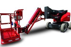 En alquiler: PLATAFORMA TIPO BRAZO ARTICULADO 15.7  MTS ALTURA TRABAJO