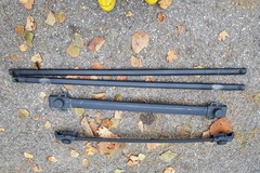Selling with online payment: 2010 Dodge Journey - Roof Rack with Cross Bars