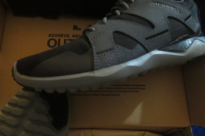 Chaussures sport neuves Merrell hommes