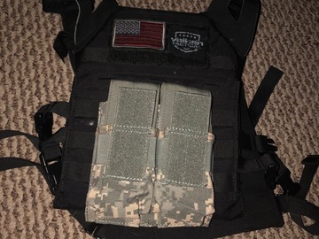 Selling: G&g wild hog and a Valken plate carrier