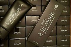 Buy Now: 35pc YOUNIQUE A la Mode Cream Liquid Luminizer - Opaline