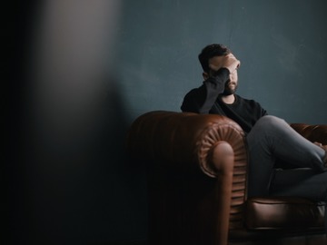 Selling: Is He Sorry?