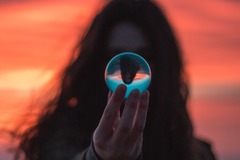 Selling: 1 Question Crystal Ball Reading 
