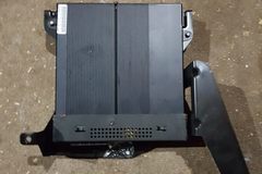Selling with online payment: 2003 BMW 330CI - Amplifier OEM