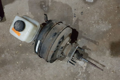 Selling with online payment: 2008  Ford F-250 Super Duty - Power Brake Booster