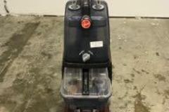 Renting out equipment (w/o operator): Hoover Carpet Cleaner 