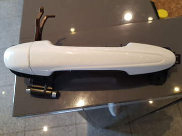 Selling with online payment: 2015 Toyota Rav4 - Rear Door Handle - Passenger Side