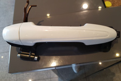 Selling with online payment: 2015 Toyota Rav4 - Rear Door Handle - Passenger Side