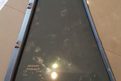 Selling with online payment: 2015 Toyota RAV 4 - Rear Door Vent Glass - Passenger Side