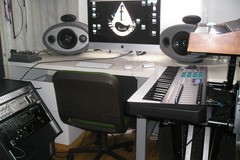 Renting out: STUDIO + INGENIEUR DU SON