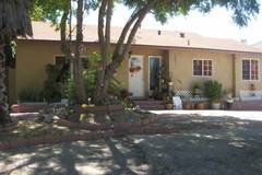 Monthly Rentals (Owner approval required): Van Nuys CA, Driveway Parking in safe neighborhood