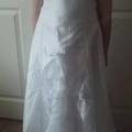 Ilmoitus: Morsiustytön mekko, 134 - 140 cm