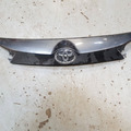 Selling with online payment: 2013 Toyota RAV 4 - Trunk Lind Handle/Moulding