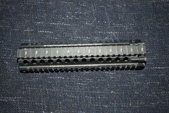 Selling: Daniel Defense Mk18 RIS II rail