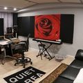Rent Podcast Studio: HyperThreat Sound