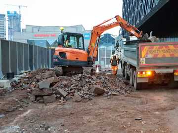 Hourly Equipment Rental: 6 Tonne Excavator  Operated 
