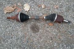 Selling with online payment: 2010 Dodge Journey - LH Axle Assembly 