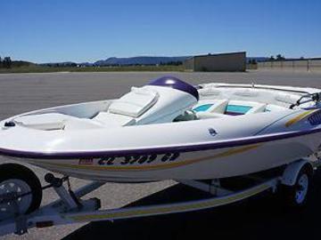 Rentals: Jet Boat Rental