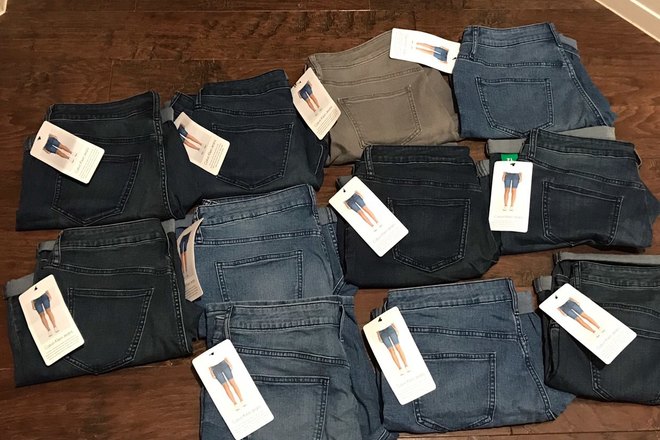 30 Calvin Klein Jean Denim Bermuda Shorts 375 Per Lot Free