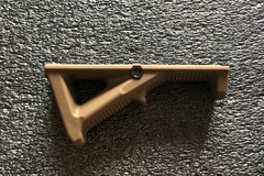 Selling: Magpul pts AFG (  angled fore grip ) repro tan and black