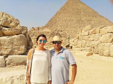 Offering with online payment: Best Cairo Day Tour Pyramids, The Museum & The Citadel