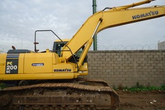 En alquiler:  EXCAVADORAS LINEA KOMATSU VARIAS UNIDADES EN ALQUILER 