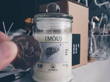  : MOU Soy Wax Candle - with personalised message 