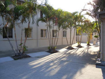 Renting out:  Southport QLD ,Mens Boarding house 40y's+