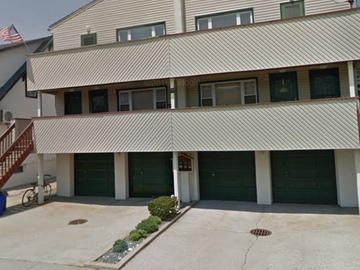 Daily Rentals: Long Beach NY, LB Driveway Parking  For The Day 