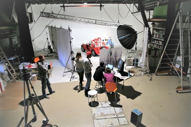 STUDIO GUTENSWIL
