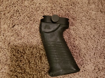 Selling: Real Military surplus M249 fore grip