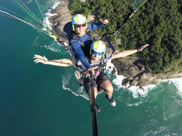 Offering Services: PARAGLIDERS EXPERIENCE IN RIO DE JANEIRO