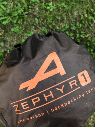 Yhden hengen teltta Zephyr1